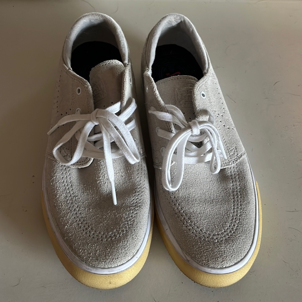 Nike Stefan Janoski skate shoes